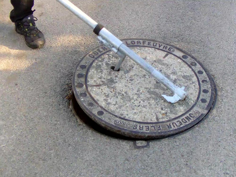 2 clés à plaque d'égout en T - 320 mm